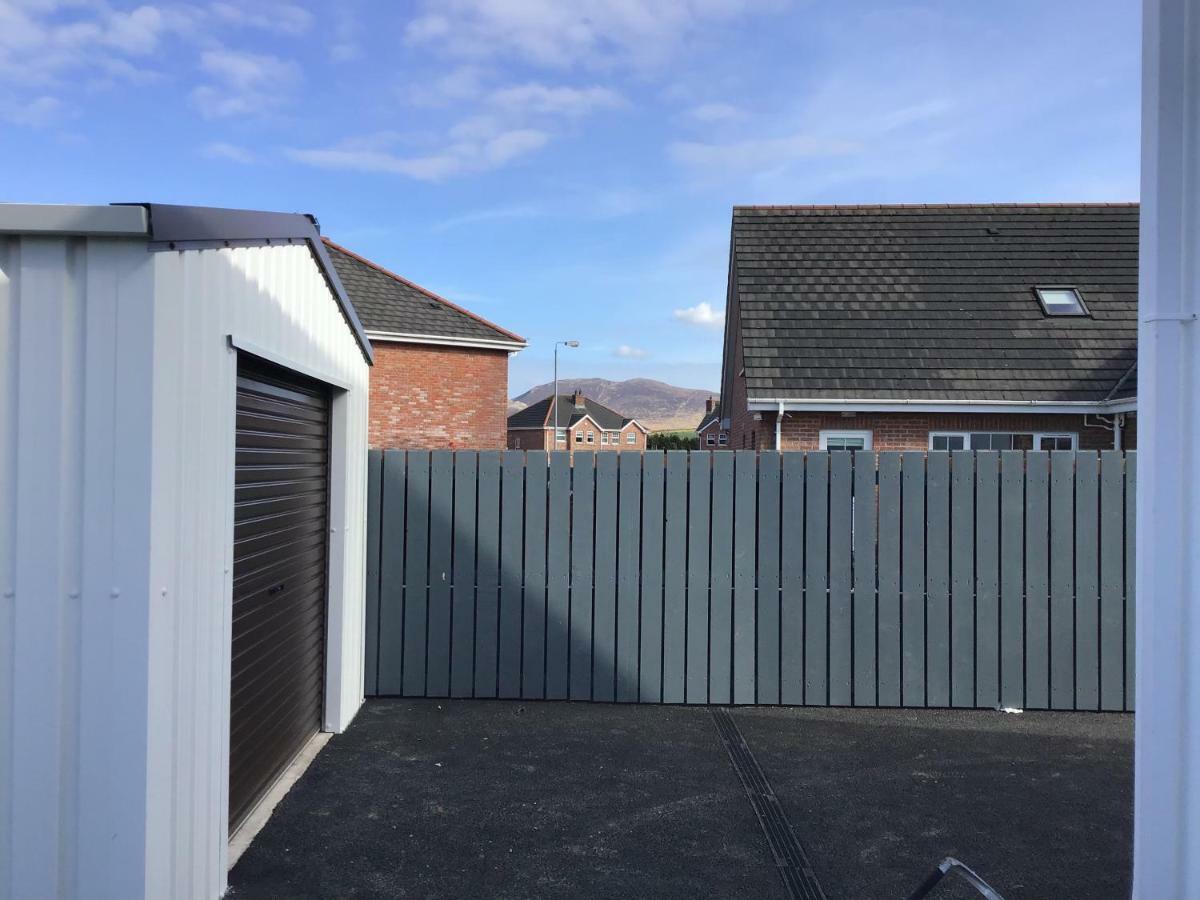 Slievenagarragh. A House In The Garden Vila Hilltown Exterior foto